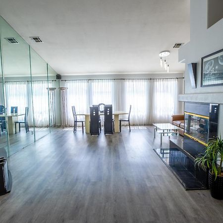 Luxury 1900 Sq Ft House Huge 46 Ft Pool & Hot Spa Лас-Вегас Экстерьер фото
